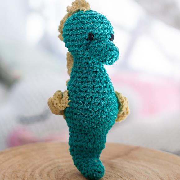 Sea Horse Crochet Kit - Hoooked